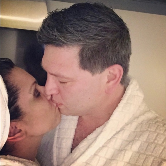 Meet your Posher, Whitney - Picture 4 of 6